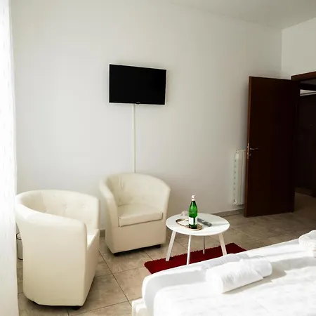 Ryan Holiday home Bergamo